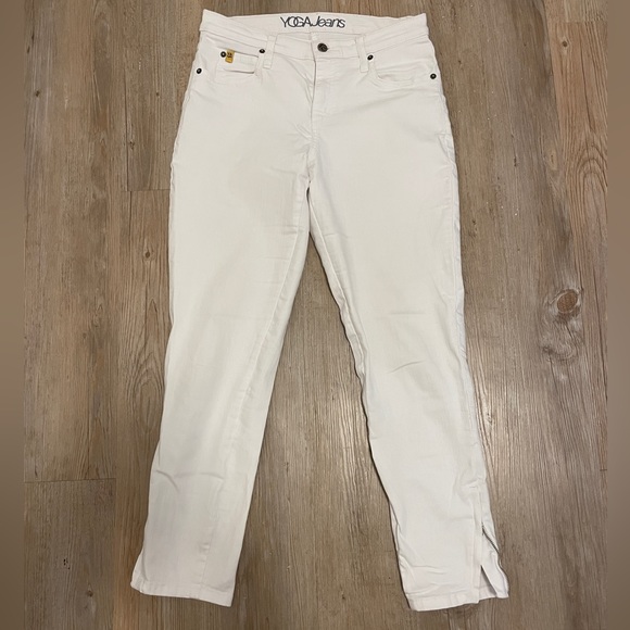 White, Crop Denim with Ankle Zipper - Picture 3 of 3
